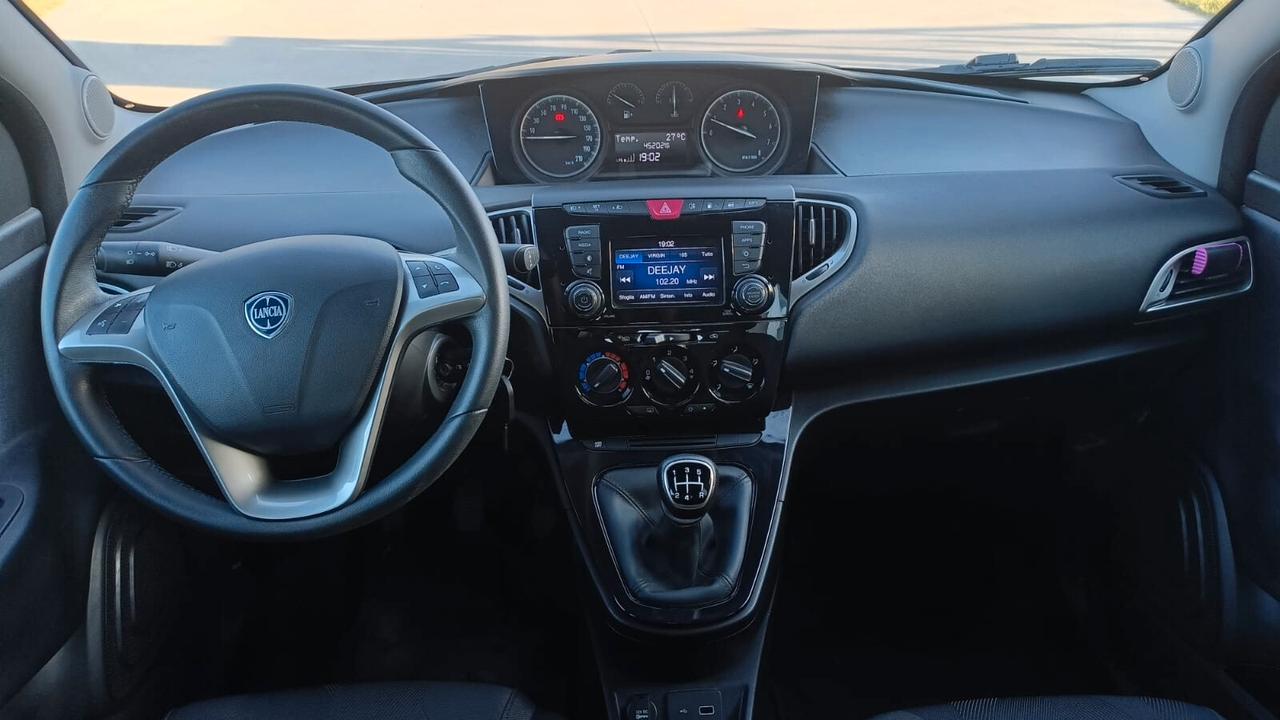 Lancia Ypsilon 1.2 69 CV 5 porte GPL Ecochic Gold