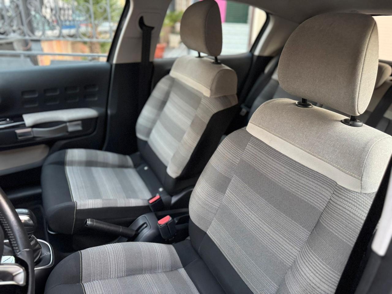 Citroen C3 PureTech 82 GPL Shine