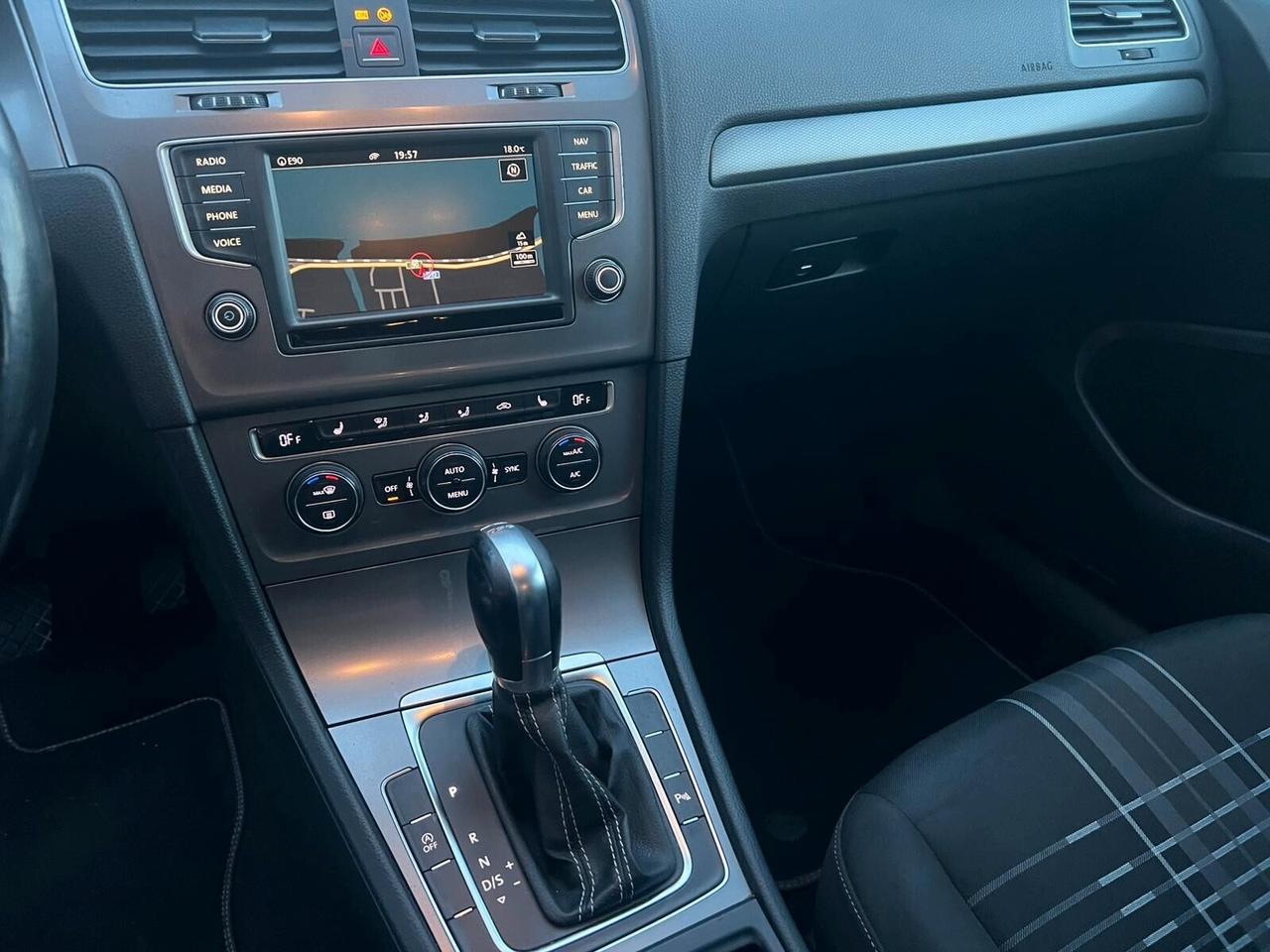 Volkswagen Golf 1.6 TDI 110 CV 5p. Comfortline LOUNGE BlueMotion Technology