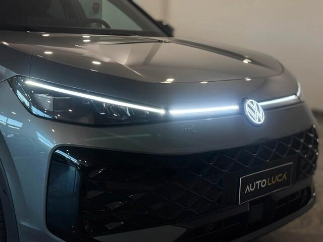 Volkswagen T-Roc 1.5 eTSI ACT 150 CV DSG R-Line