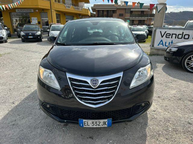 LANCIA Ypsilon 1.2 69 CV 5 porte GPL Ecochic Silver