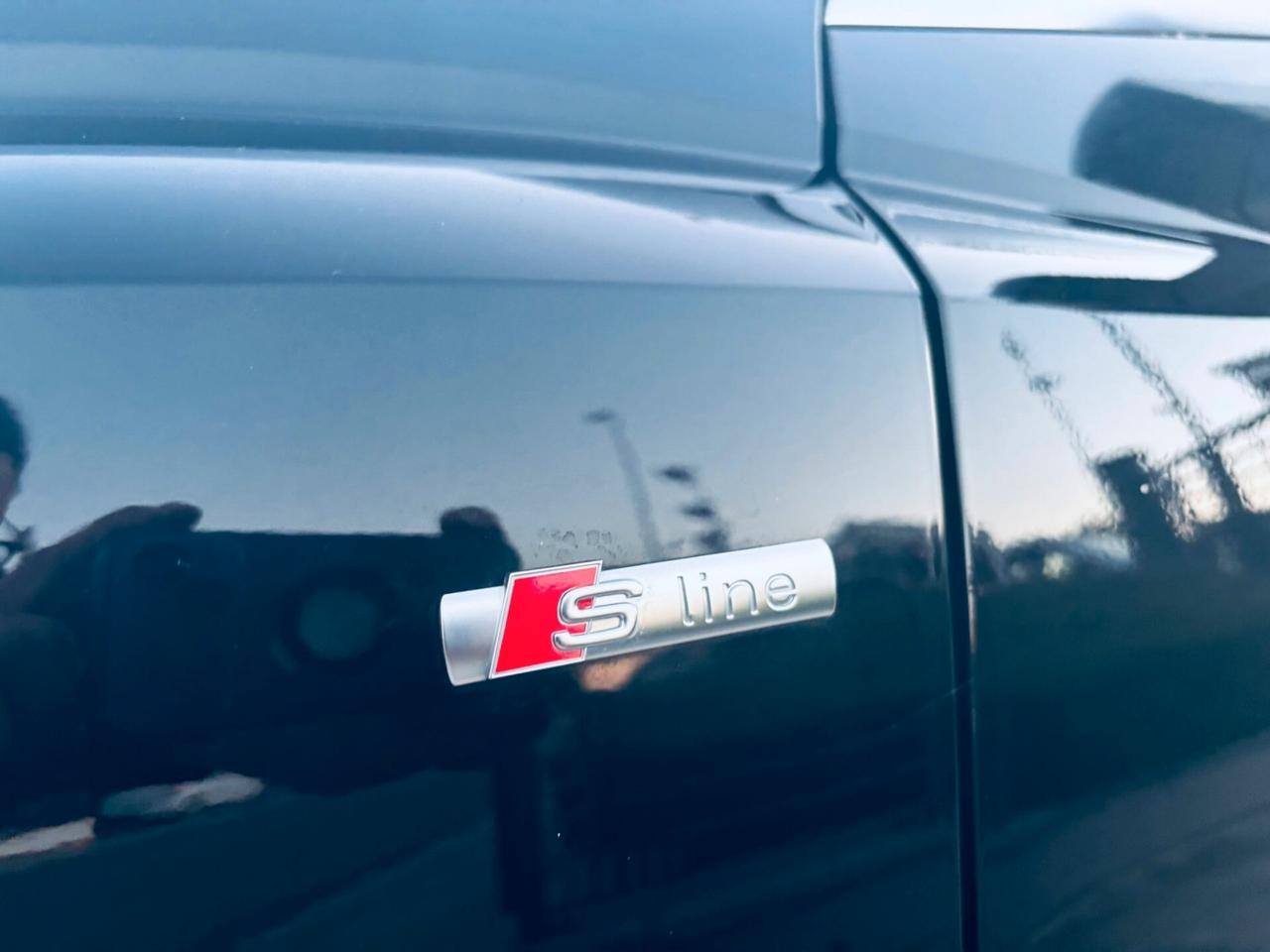 Audi Q3 2.0 TDI 150 CV S tronic line Edition