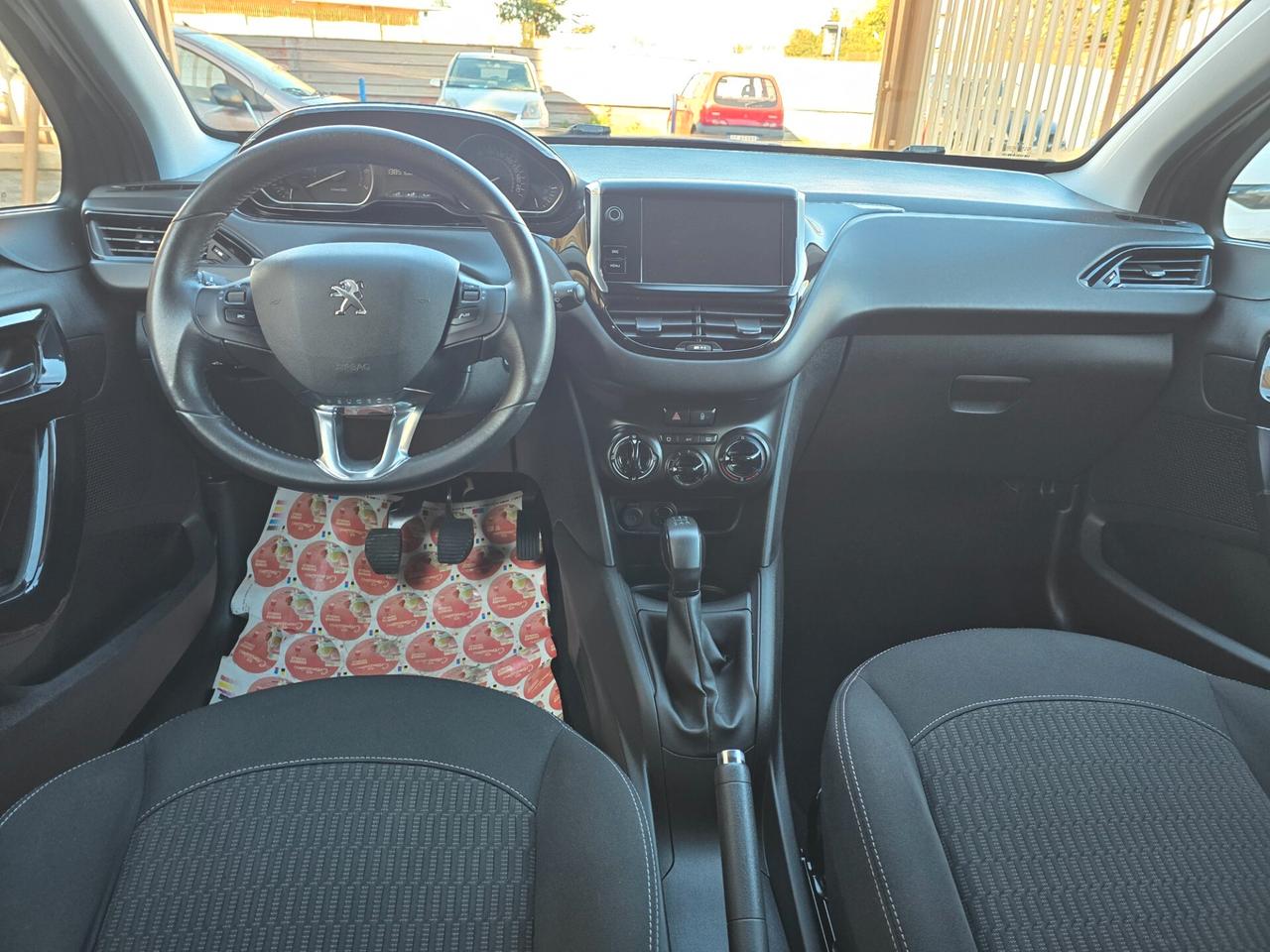 Peugeot 208 PureTech 82 5 porte Allure