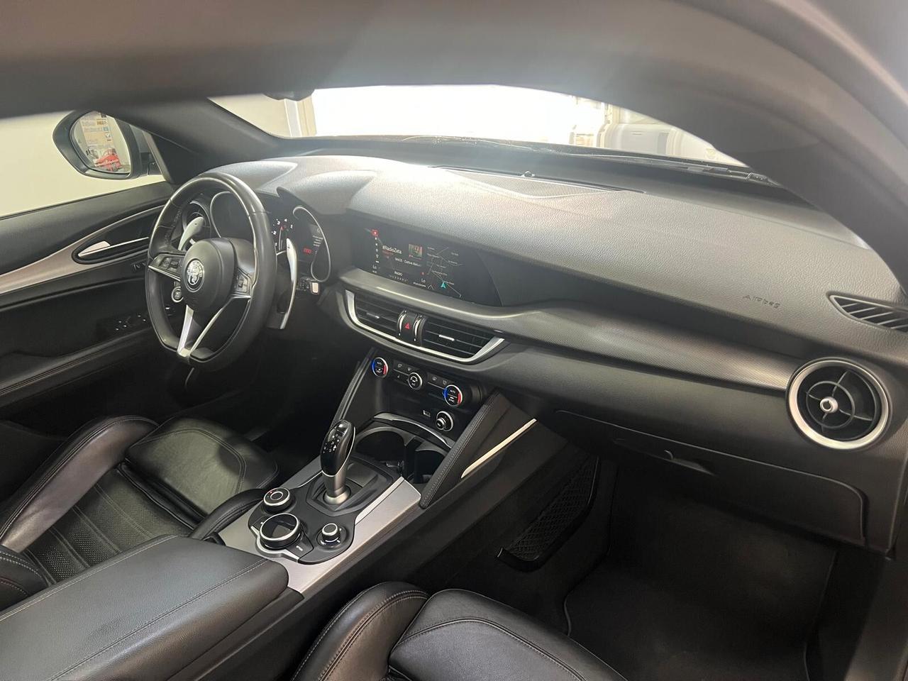 Alfa Romeo Stelvio 2.2 Turbodiesel 210 CV AT8 Q4 Executive
