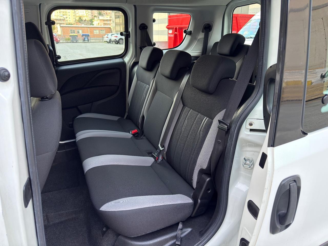 FIAT DOBLO 1.6 MJT 120cv 7 POSTI EURO 6 PERFETTA