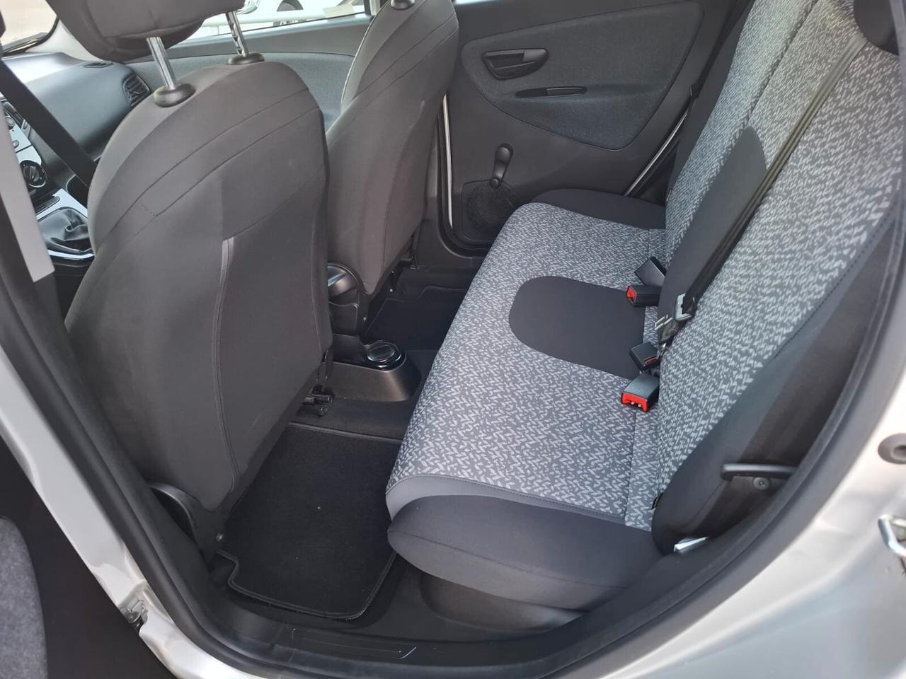 LANCIA YPSILON 1.2 BENZINA 69 CV ELEFANTINO BLU