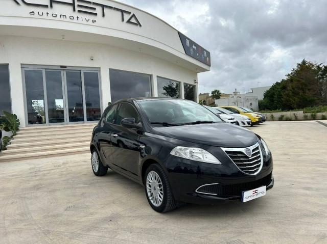 Lancia Ypsilon 1.2 8v Silver s&s 69cv E6