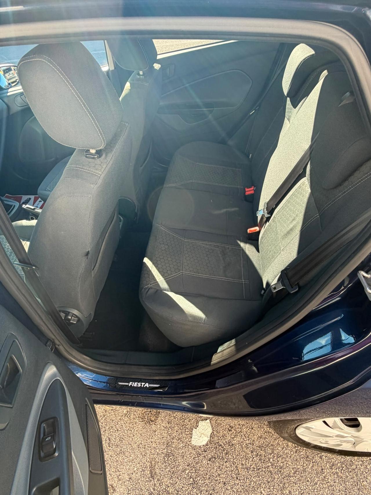 Ford Fiesta 1.4 TDCi 5p. Titanium