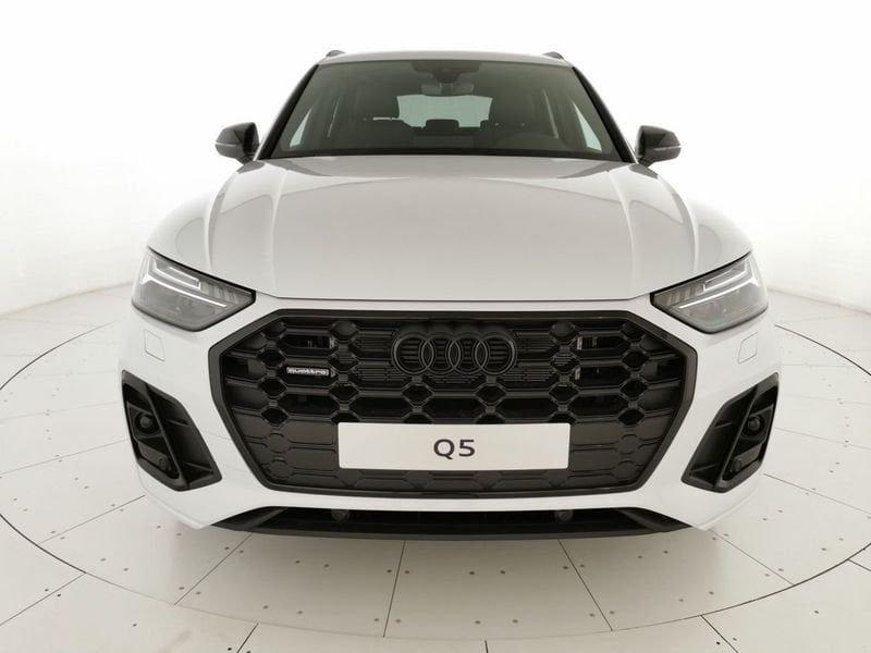 Audi Q5 50 2.0 tfsi e Identity Black quattro s-tronic