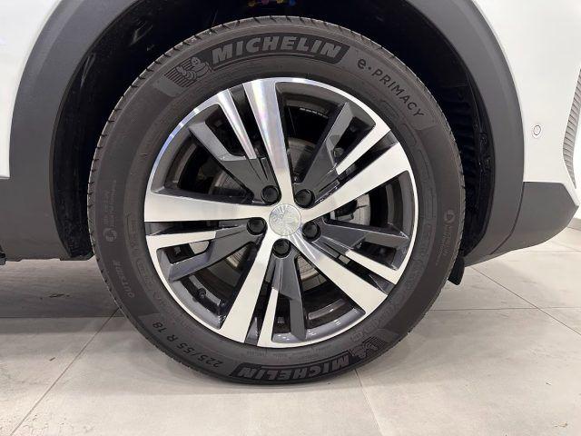 PEUGEOT 5008 Hybrid 136 e-DCS 6 Allure 7/Posti