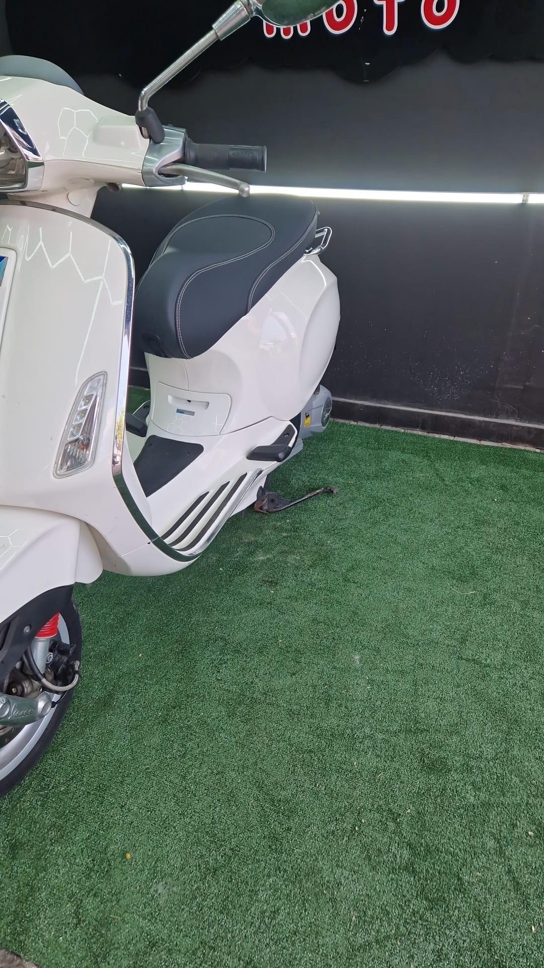 Piaggio Vespa 125 Sprint