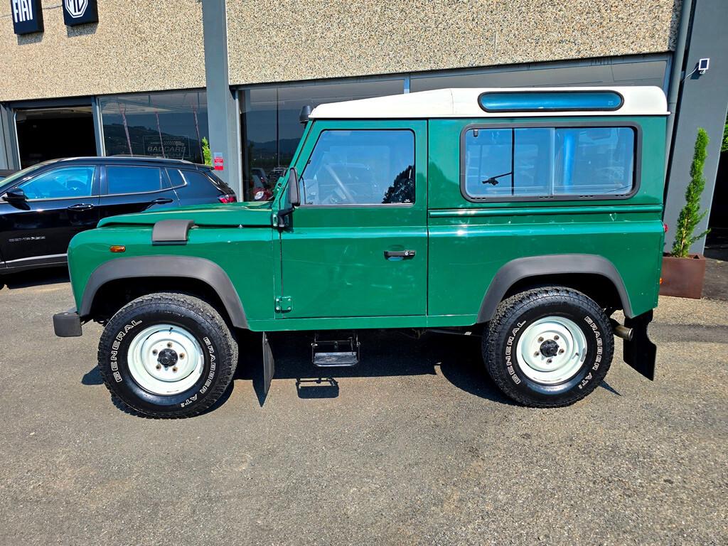 Land Rover Defender 90 2.5 Td5 Station Wagon E