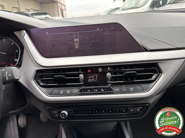 BMW 116 d 5p. Advantage Navi