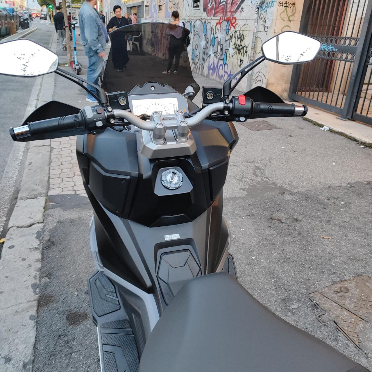 SYM ADX 300 – ANNO 2024 – SOLO 2.155 KM!