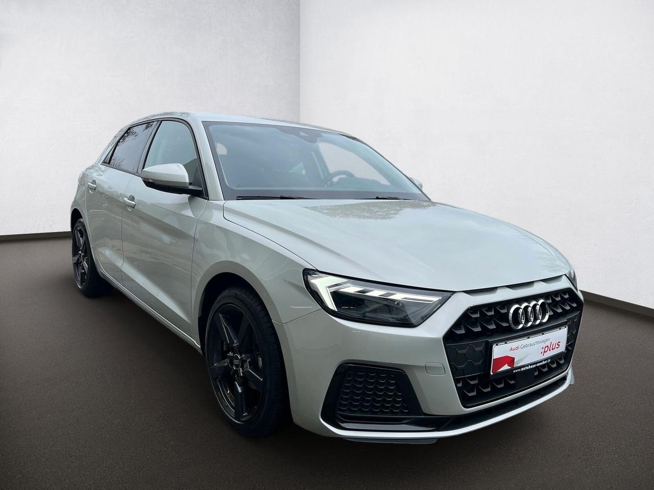 Audi A1 SPORTBACK 25 TFSI STRONIC "Admired Advanced" FARI MATRIX