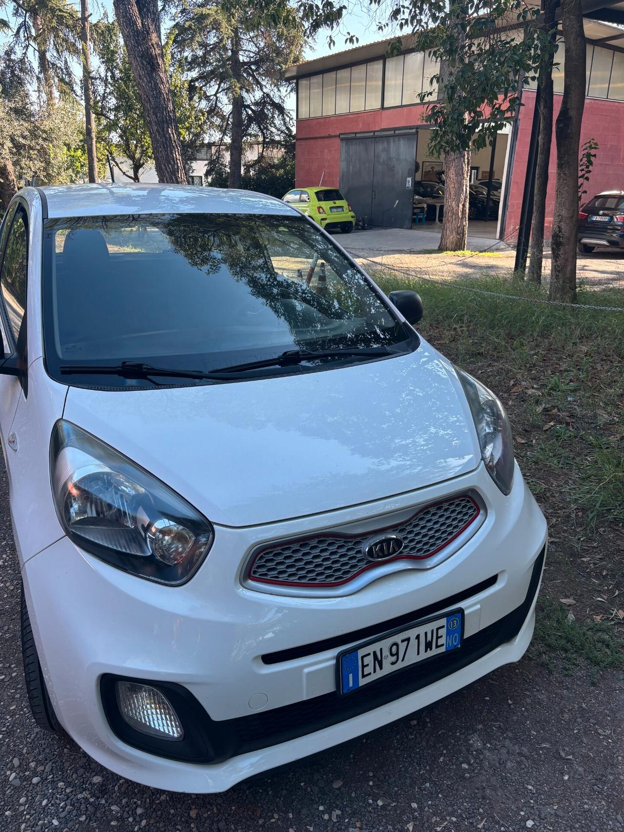 Kia Picanto 1.0 12V 3 porte Urban