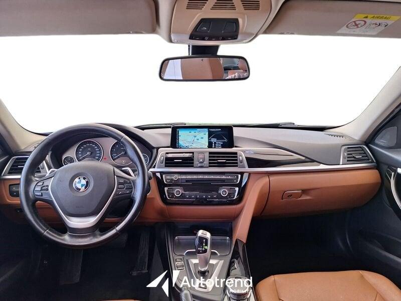BMW Serie 3 330e 252 CV Plug-In Hybrid Automatica NAVI LED Luxury