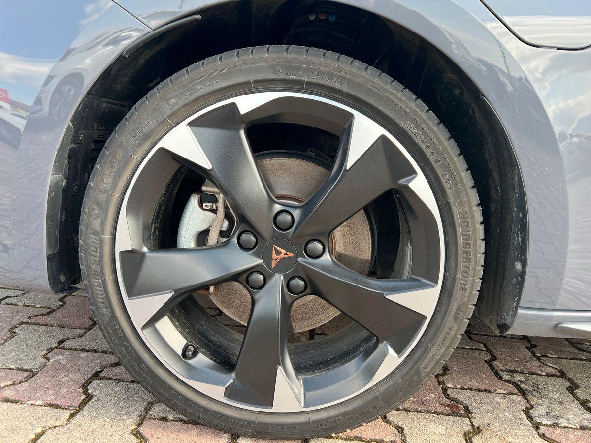 CUPRA Leon 1.4 e-hybrid 204cv dsg