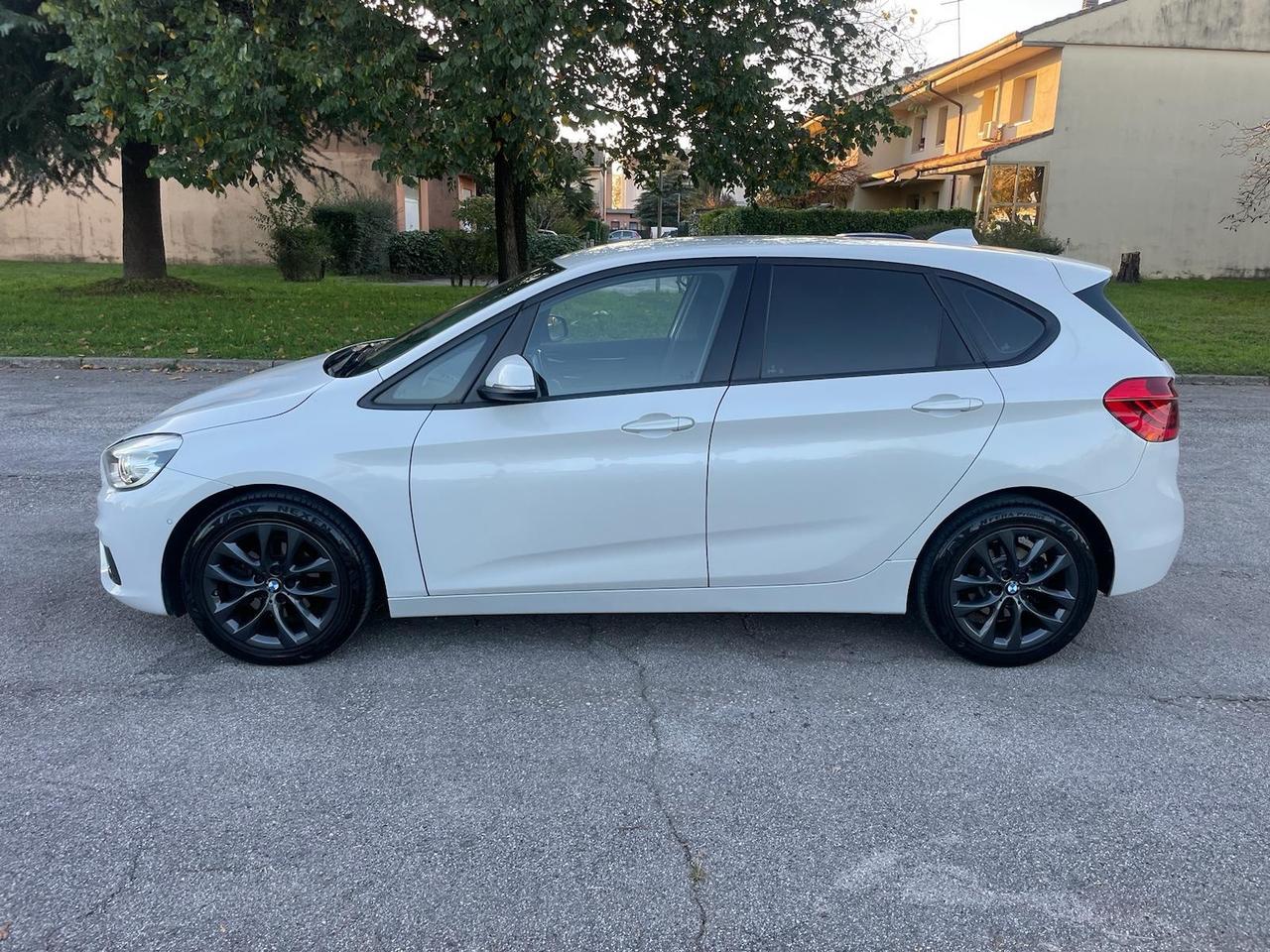 Bmw 216 216d Active Tourer Luxury