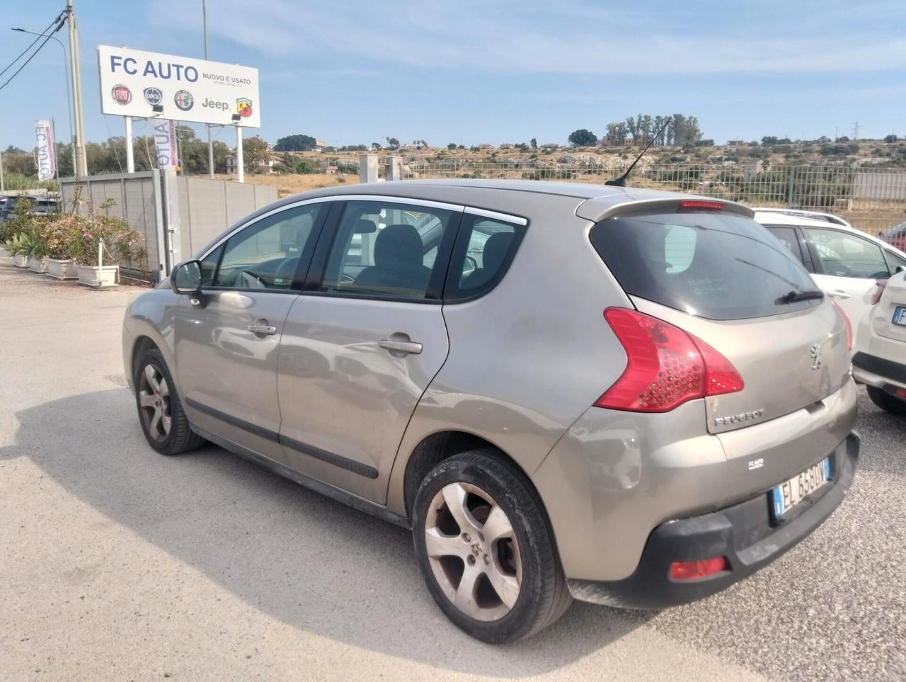 Peugeot 3008 1.6 HDI 112CV TECNO