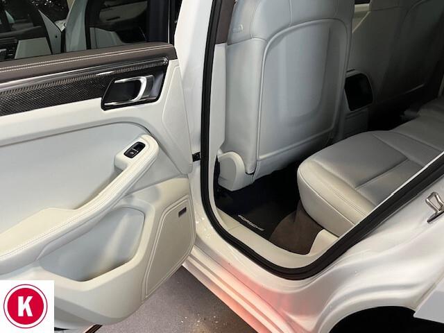 Porsche Macan 3.6 Turbo