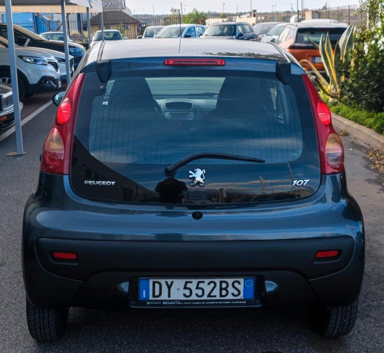 Peugeot 107 1.0 68CV 5p. Sweet Years - ADATTA A NEOPATENTATI -