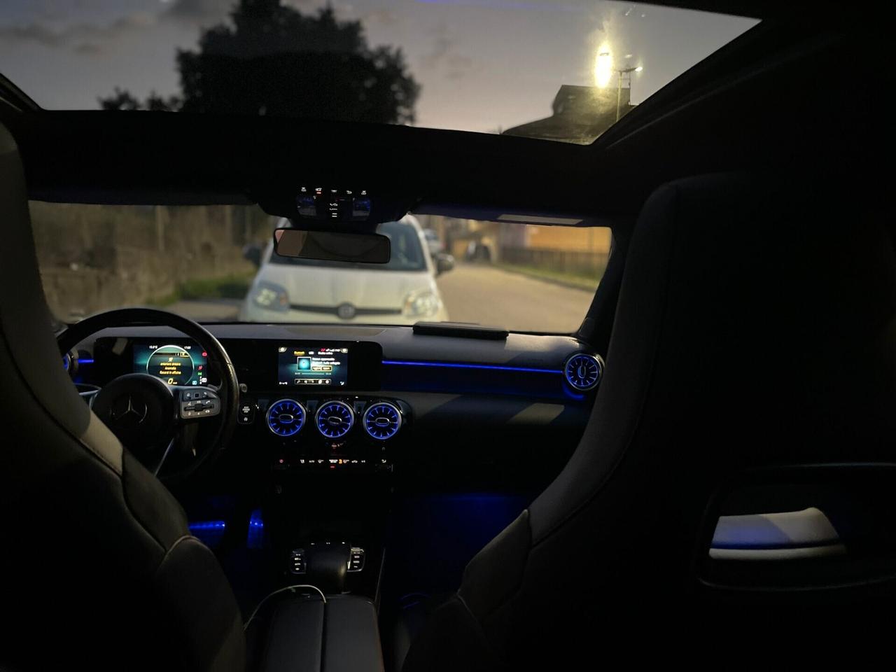 Mercedes a 200 d Premium Amg