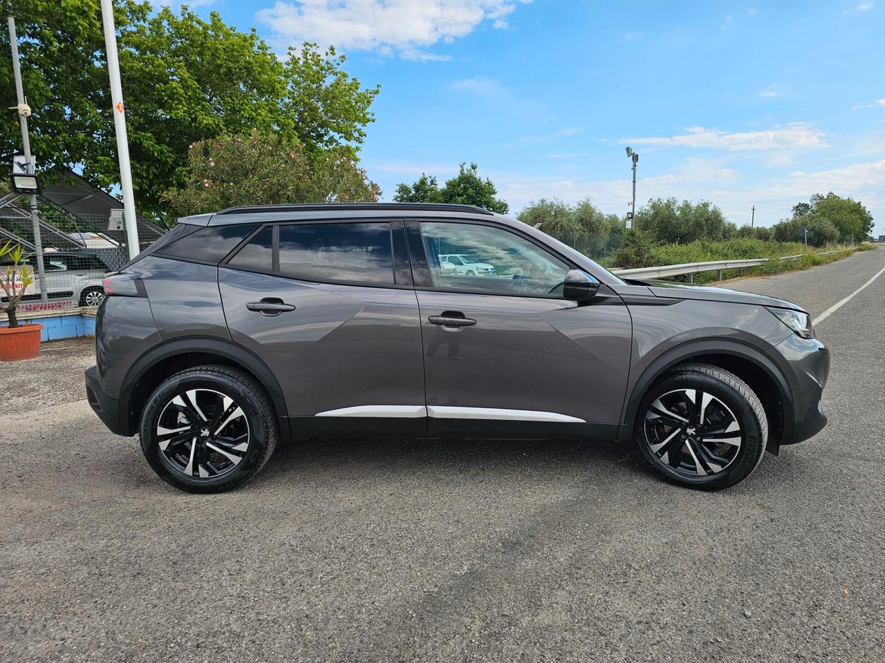 Peugeot 2008 BlueHDi 130 S&S EAT8 Allure Pack