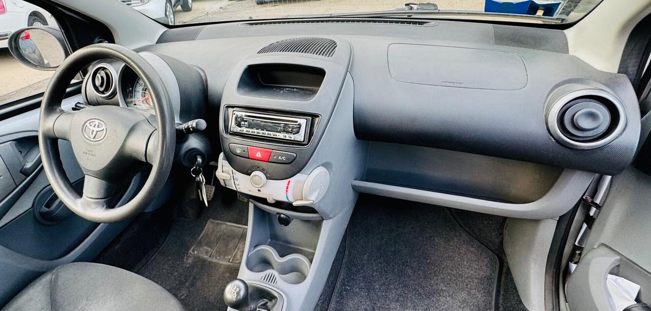 Toyota Aygo 1.0 12V 5 porte 80 mila KM