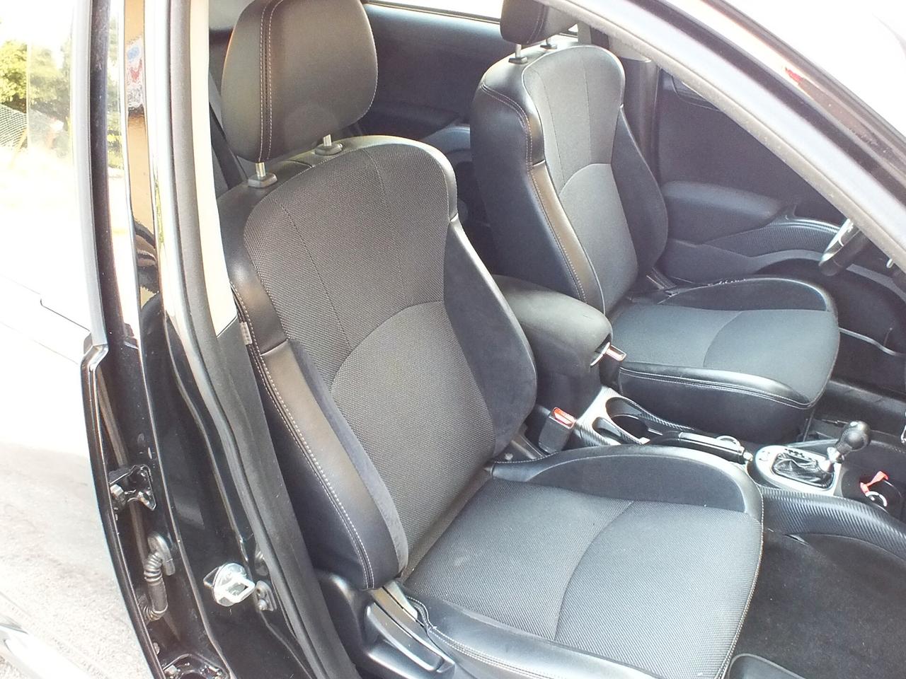 MITSUBISCHI OUTLANDER 155 CV 4X4-AUTOM. 7-POSTI UNIPROPRIETARIO!