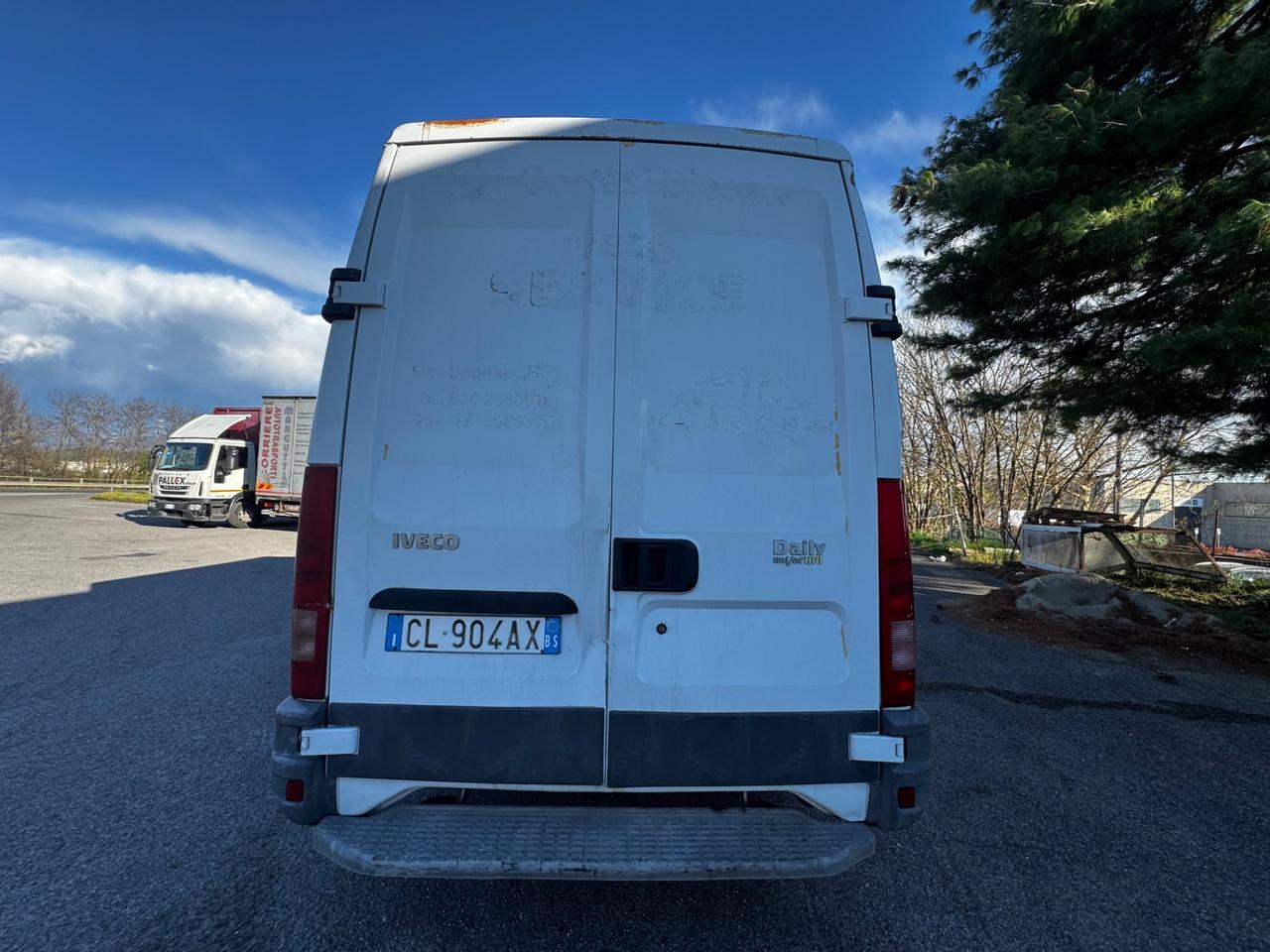 Iveco Daily 35S13 2.8 TDI PC Cabinato