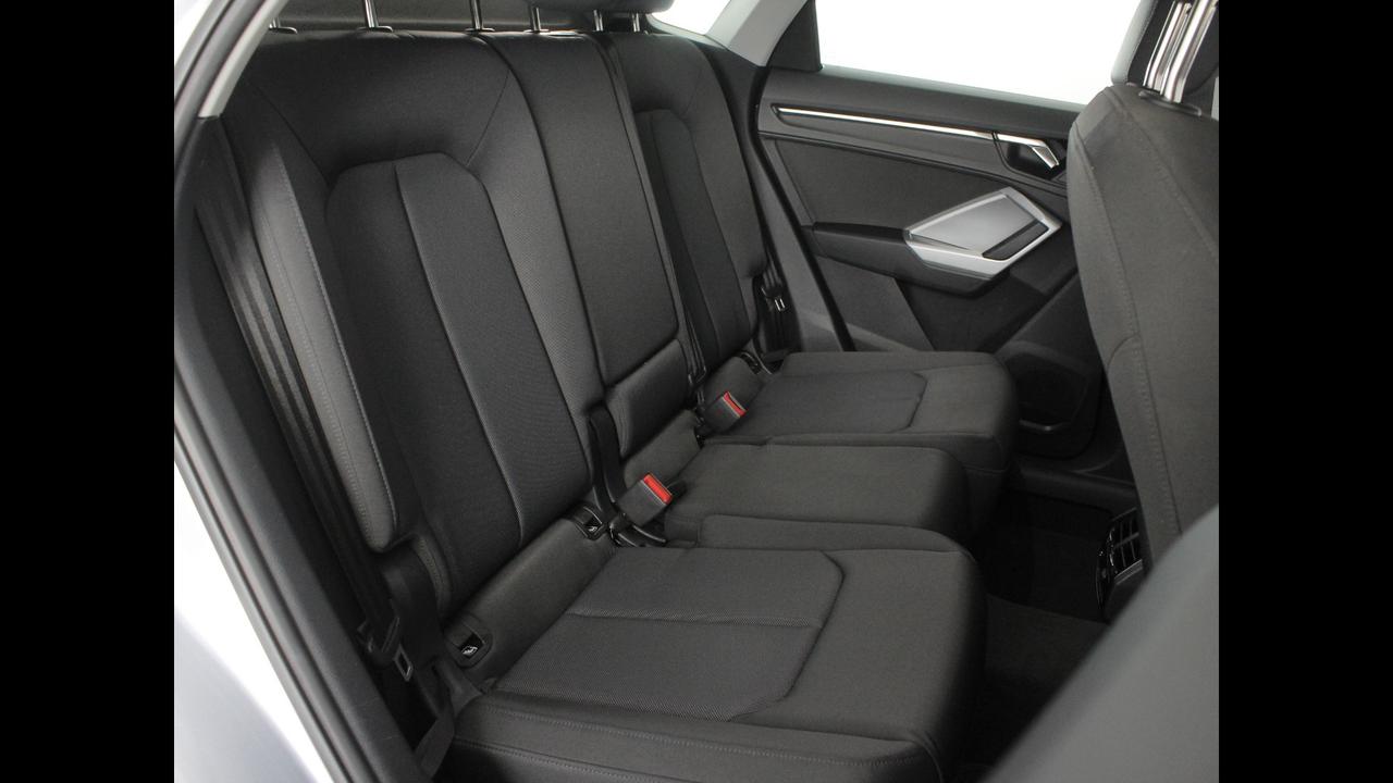 AUDI Q3 2019 Sportback - Q3 Sportback 35 2.0 tdi Business Plus