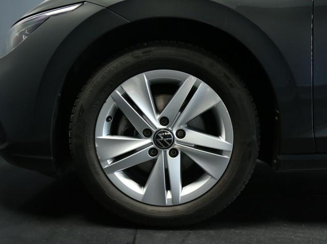 VOLKSWAGEN Golf 1.0 eTSI EVO DSG Life