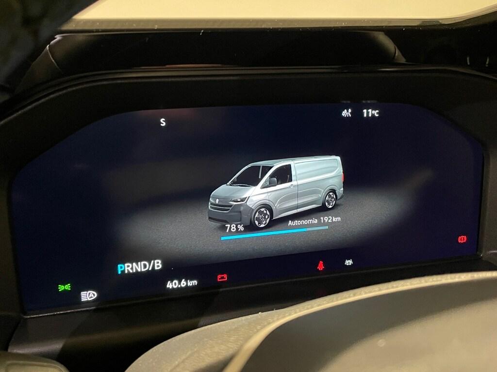 Volkswagen E-Caravelle T7 217cv Batt.64kwh L1 Life