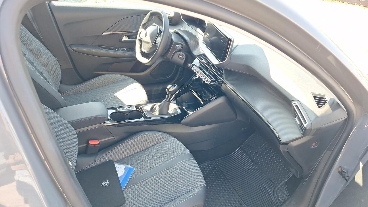 Peugeot 208 PureTech 100 Stop&Start 5 porte Allure SOLI 13400 KM!!!