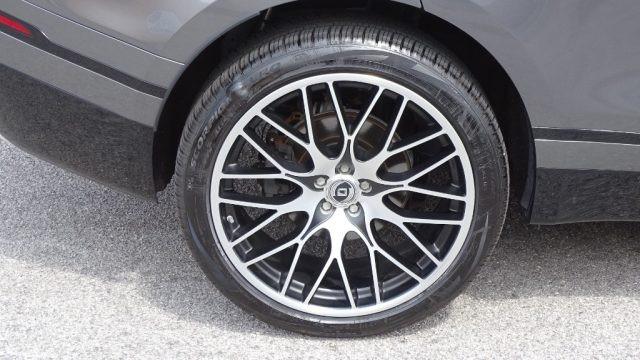 LAND ROVER Range Rover Velar 2.0D I4 240 cv "R-Dinamic S", cerchi 22 Pollici