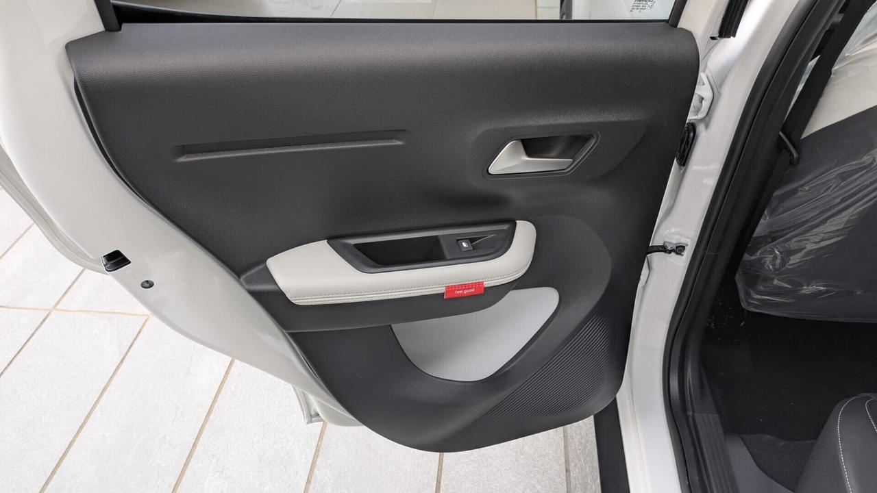 Citroen C3 Turbo 100 MAX km 0