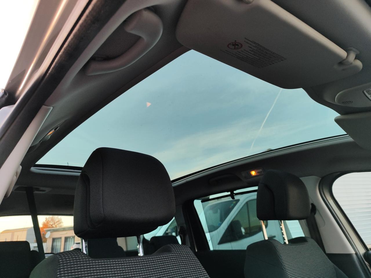 Peugeot 5008 2.0 HDi 150CV Business