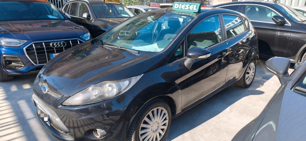 Golf 7 più Ford Fiesta per commercianti