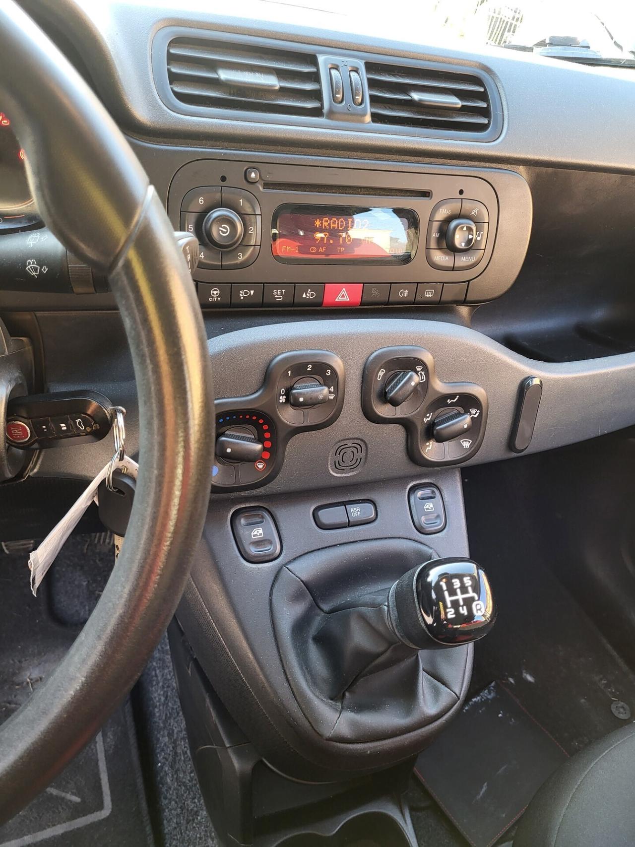 FIAT PANDA 1200-UNICA PROPRIET-FOTO 3 REVISIONI