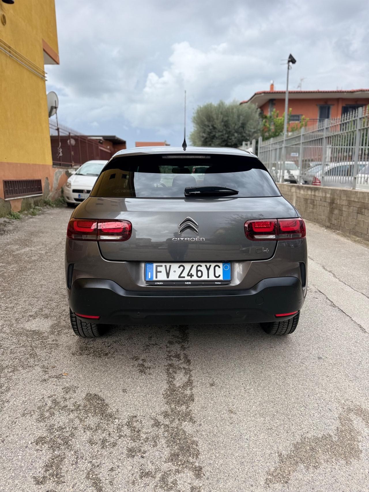 Citroen C4 Cactus BlueHDi 100 S&S Shine