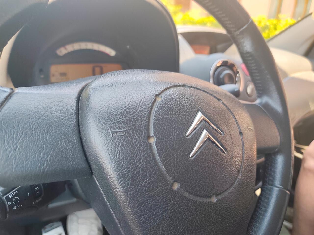 Citroen C2 1.1 VTR euro 4 schermo neopatentati