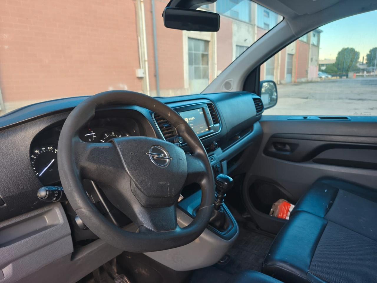 Opel Vivaro 2019---1.5 Diesel Autocarro