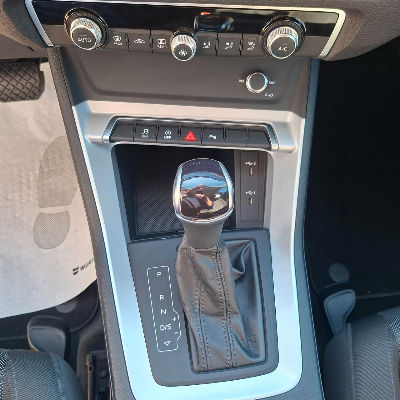 Audi Q3 35 2.0 Tdi 150Cv S-Tronic Business