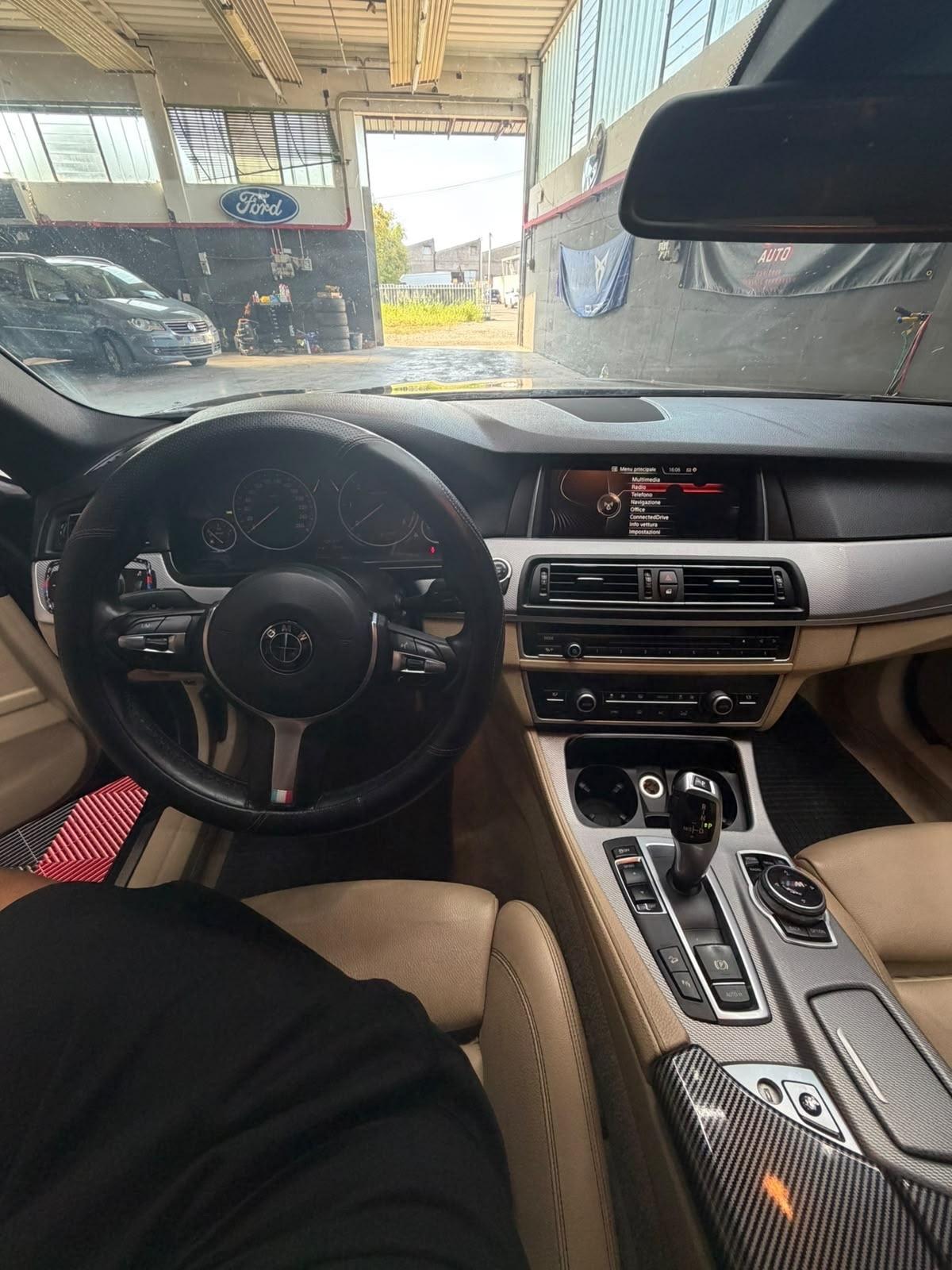 Bmw 525 525d xDrive Touring Luxury