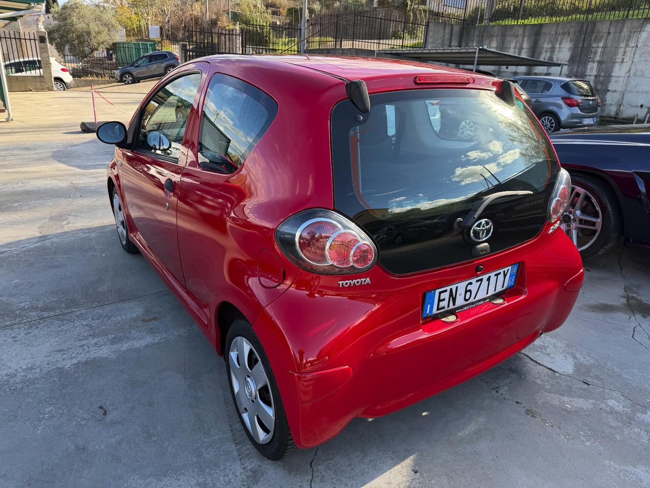 TOYOTA AYGO 1.0 CONNECT/TOMTOM/LED/RESTYLING