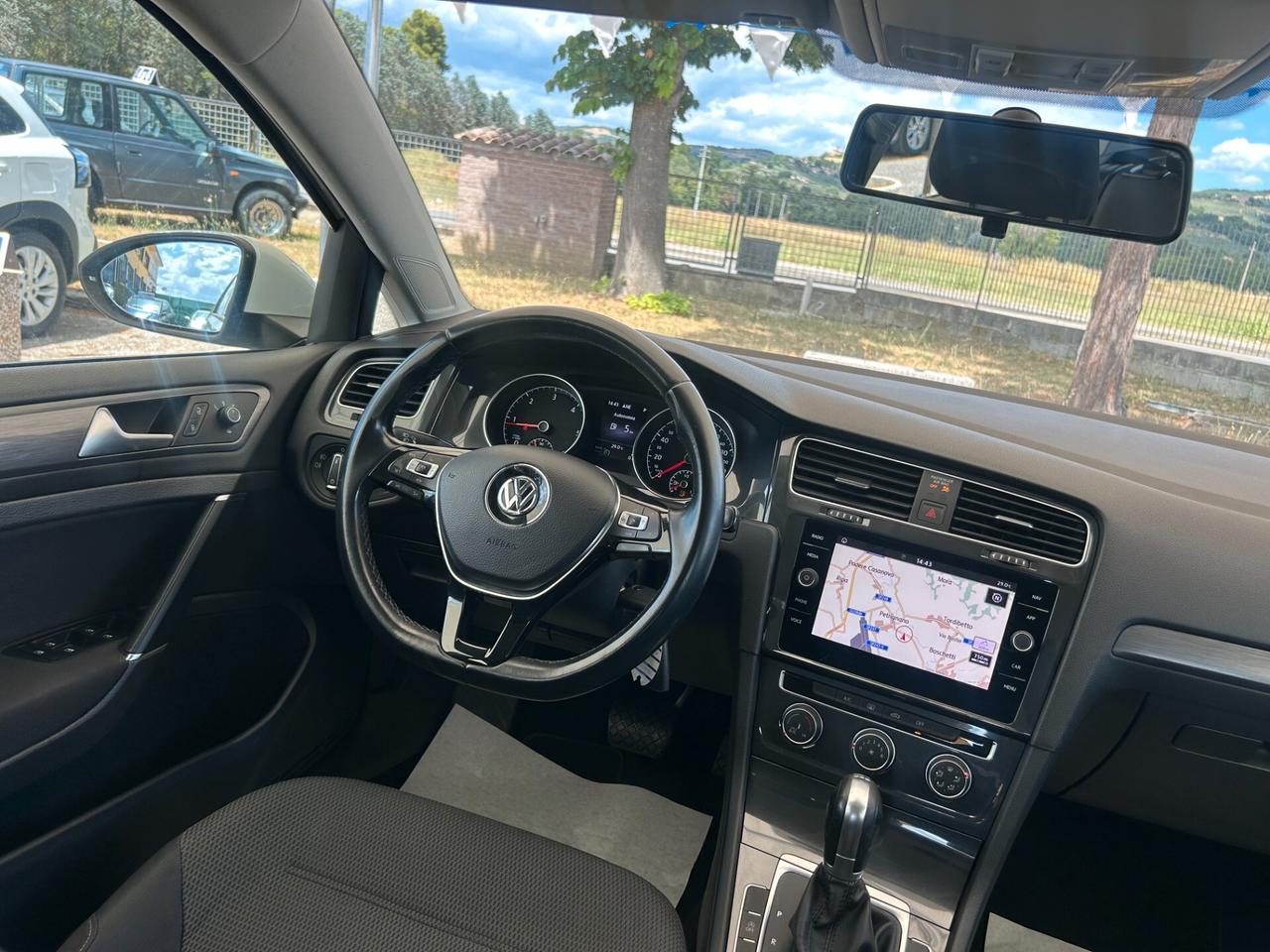" DA VETRINA " Volkswagen Golf 1.6 TDI 115CV DSG 5p. Business