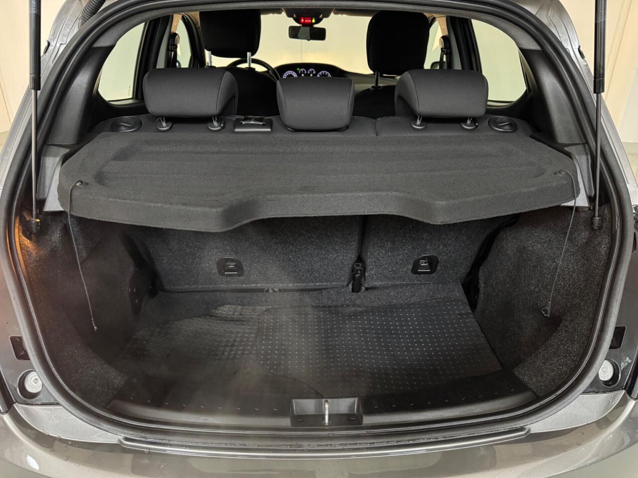 Lancia Ypsilon 1.0 FireFly 5 porte S&S Hybrid Gold