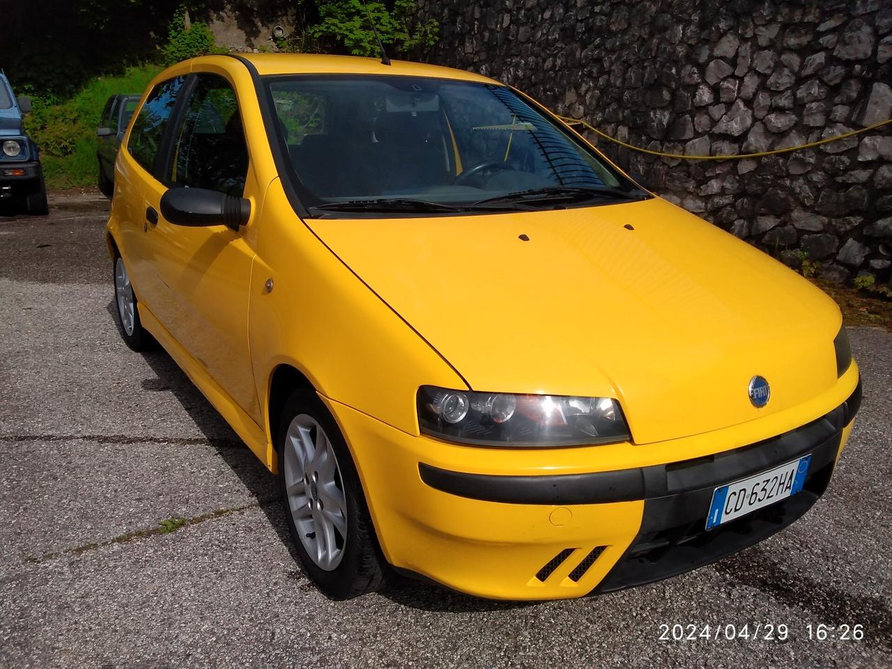 Fiat Punto 1.2i 16V NEO PATENTATI