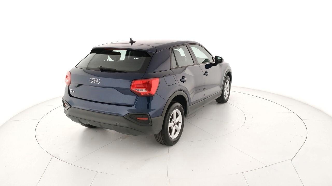 Audi Q2 30 TDI Identity Black